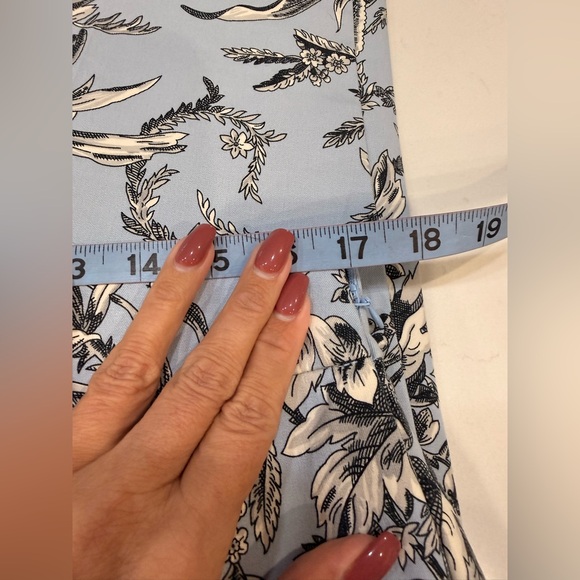 EUC Talbots Chatham Ankle Pants – Etched Toile – Size 10 - Picture 9 of 10